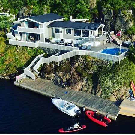Sorlandsidyllen Holiday home